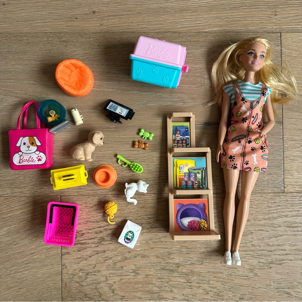 Barbie Doll and Pet Boutique Playset